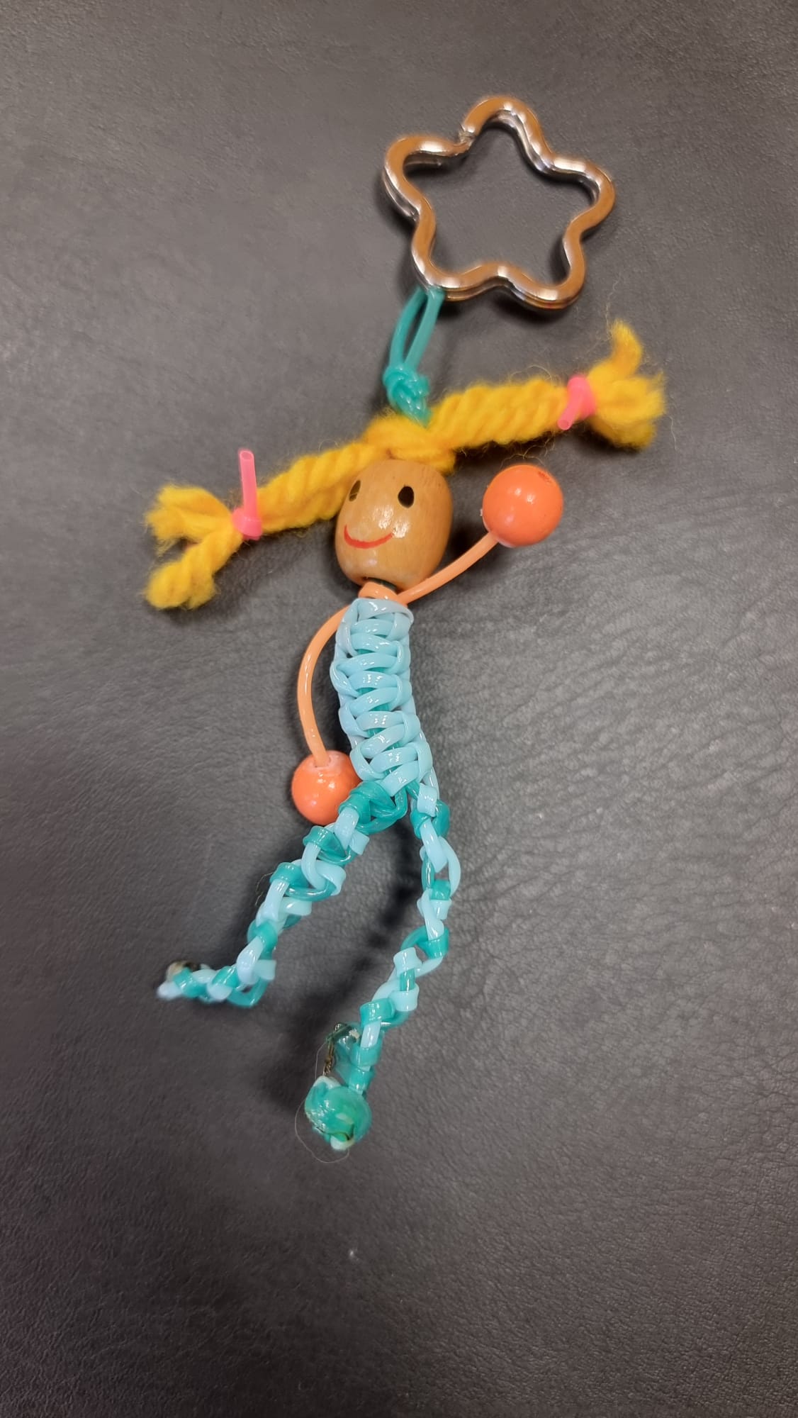 Schlüsselanhänger knüpfen